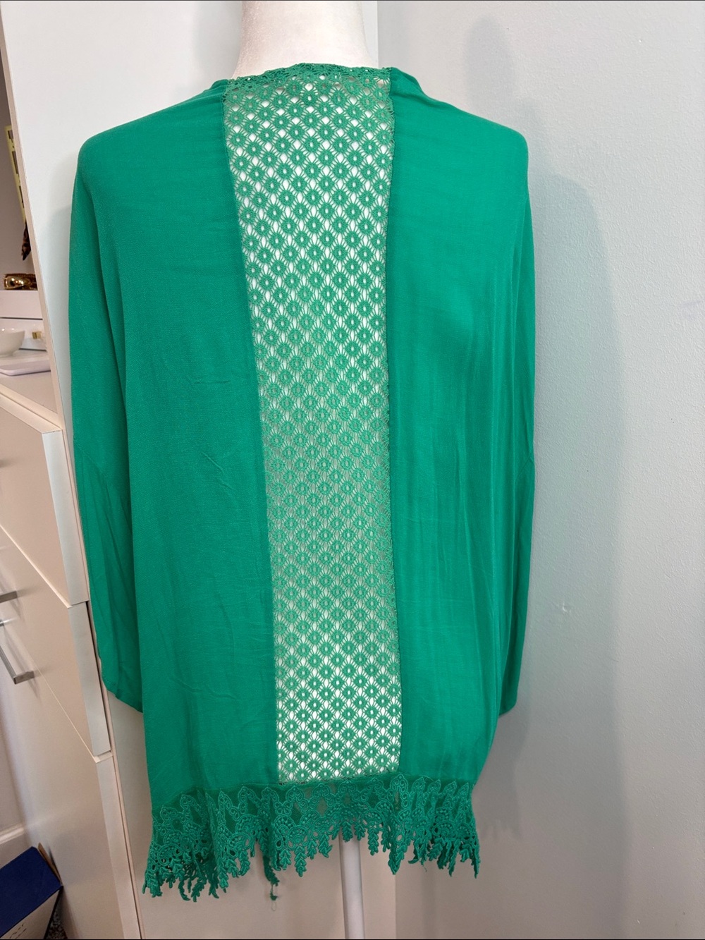 Emerald Green Lace-Trim Open Kimono - Picture 5 of 5